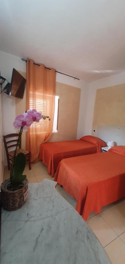 Double or Twin Room Garden View