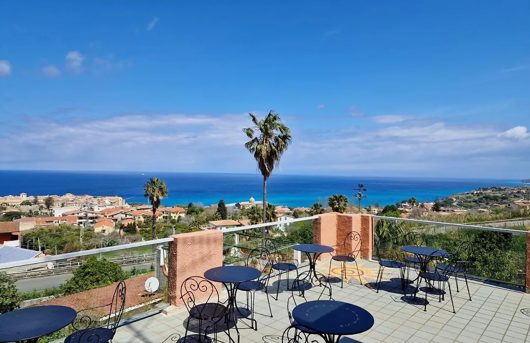 Hotel Calysea Tropea - Breakfast & Brunch Until 13-00 Included - Free Private Parking-1