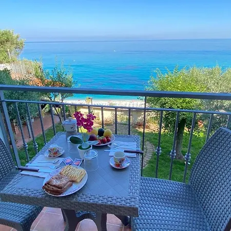 Caia Appartamenti Tropea-3